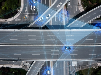 智能化竞争加速“新场景落地”