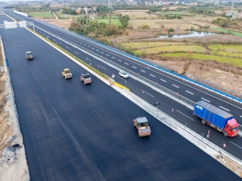 京港澳高速湖北北段改扩建工程临近收官